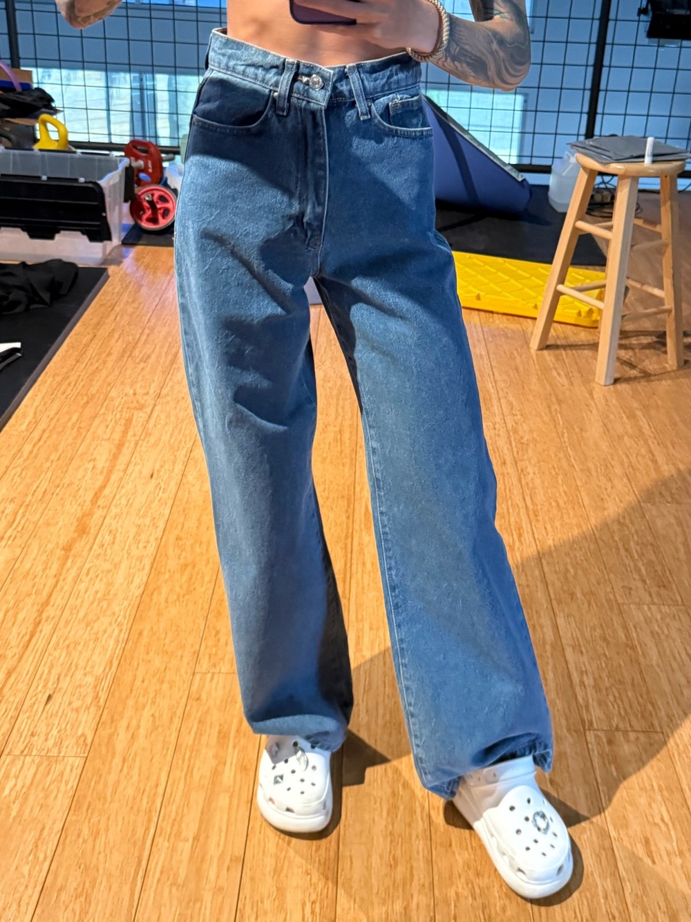 Qu Style brand jeans featuring a classic light-blue wash 24